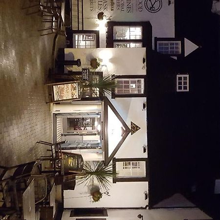 فندق The Cross Keys بيبلز المظهر الخارجي الصورة