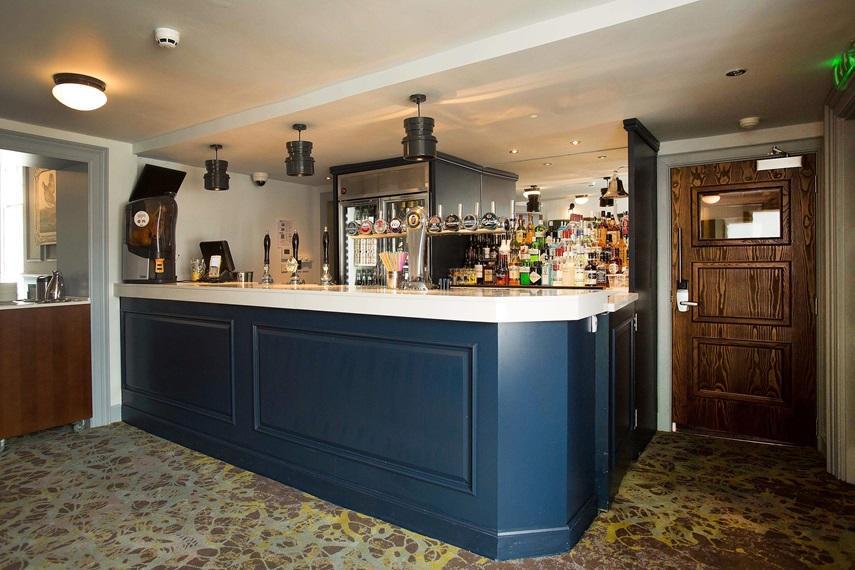 فندق The Cross Keys بيبلز المظهر الخارجي الصورة