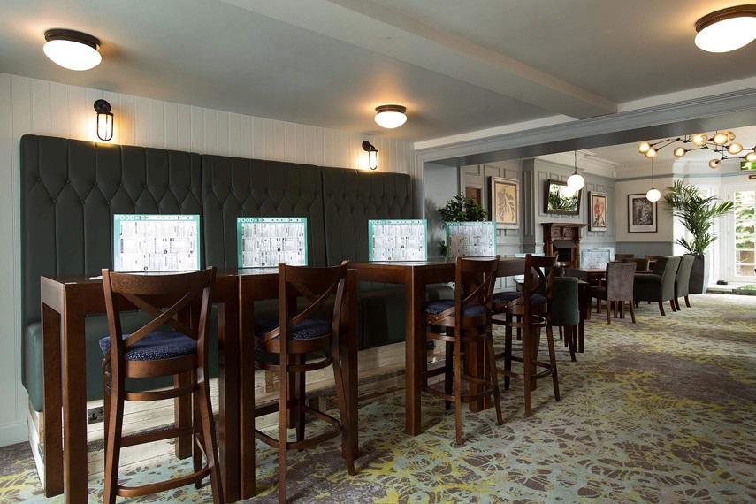 فندق The Cross Keys بيبلز المظهر الخارجي الصورة